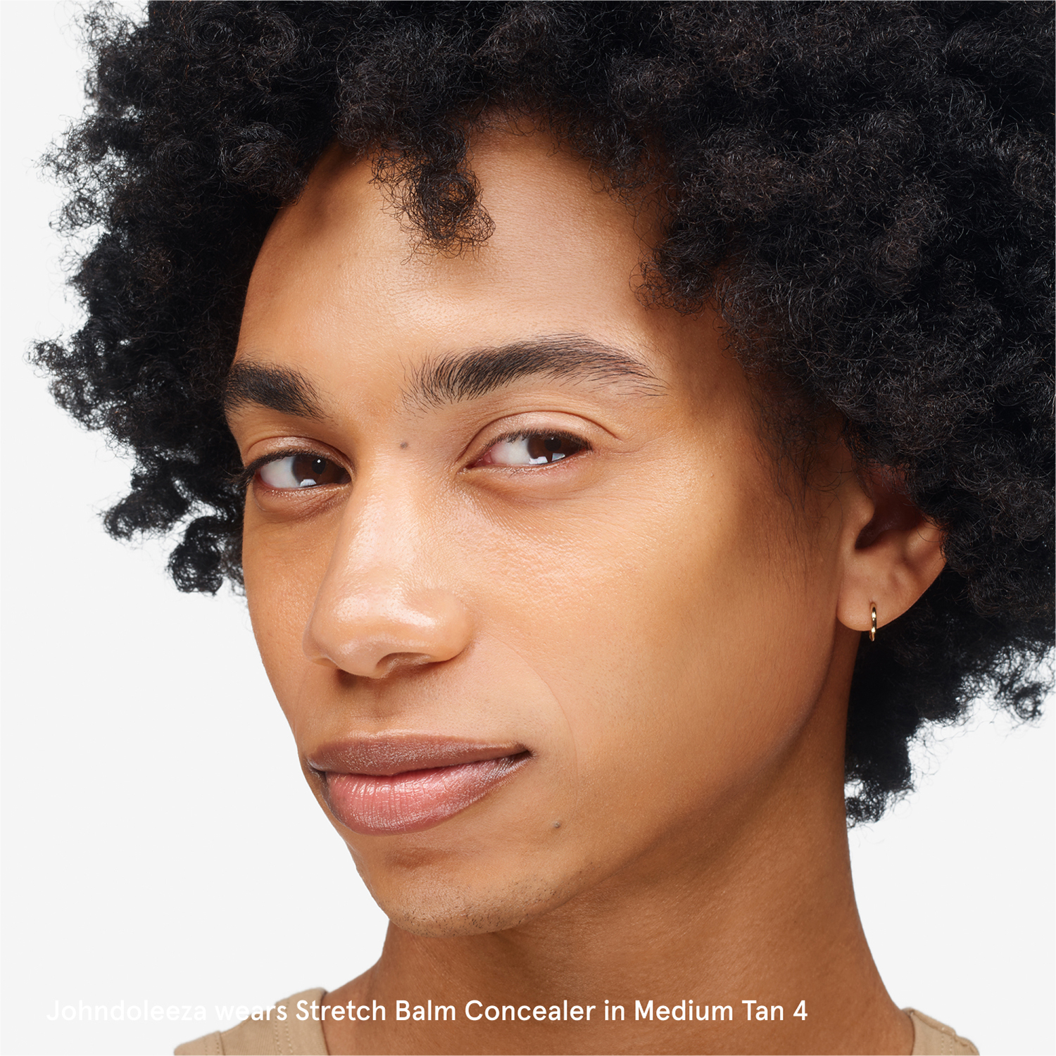 STRETCH CONCEALER (CORRECTOR PARA OJOS CON COBERTURA EFECTO HIDRATANTE)